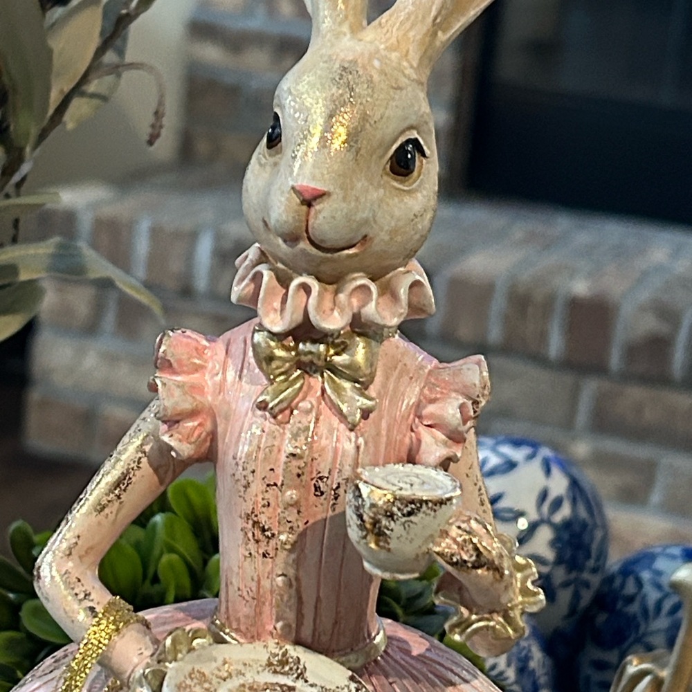 NEW! Vintage Inspired Alice in Wonderland Tea Party Bunny Rabbit Figurine - Picture 2 of 12